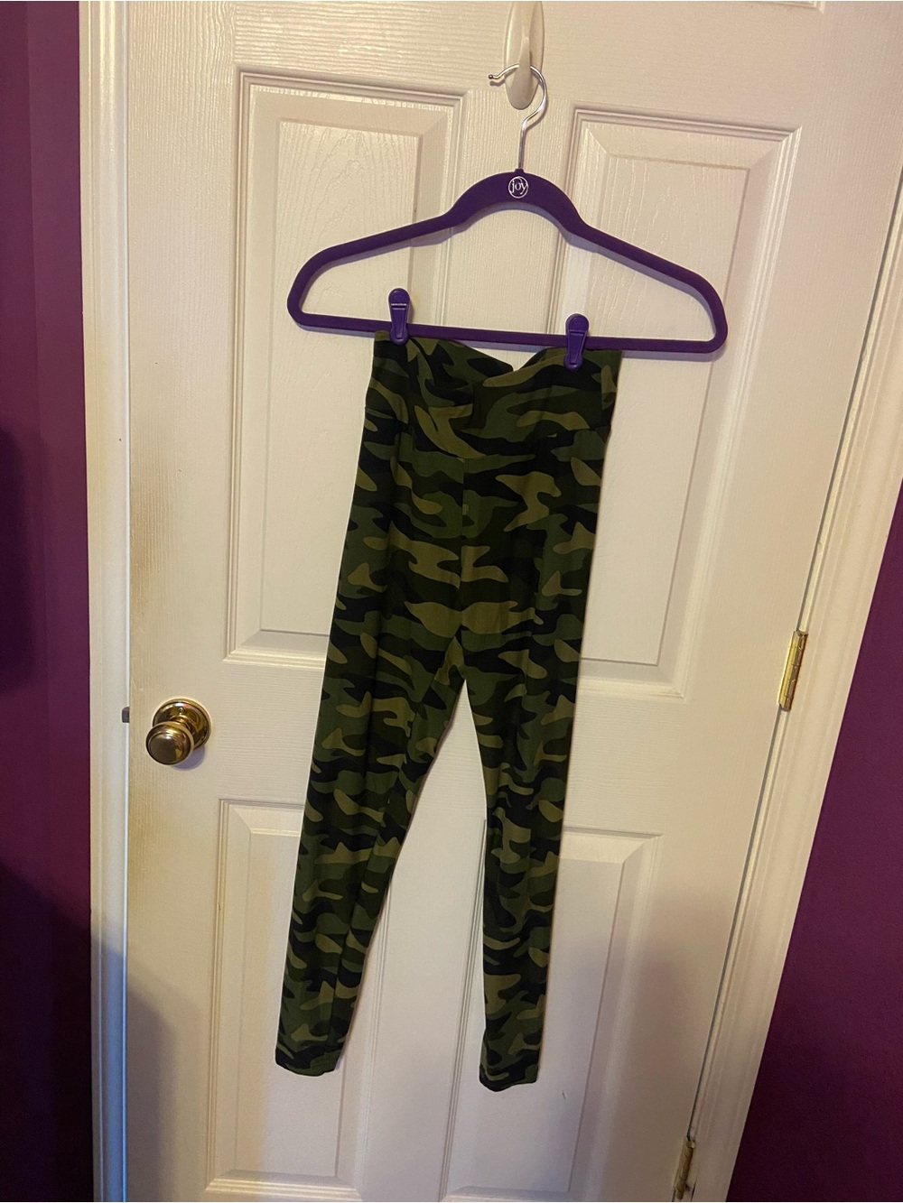 Green Camo Leggings - Stretchy Kids Bottoms